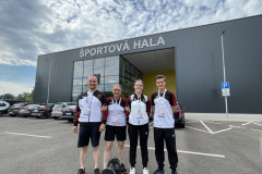 HTG Rope Skipper vor der Sporthallte
